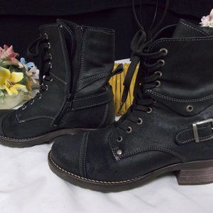 Taos  Crave Boots